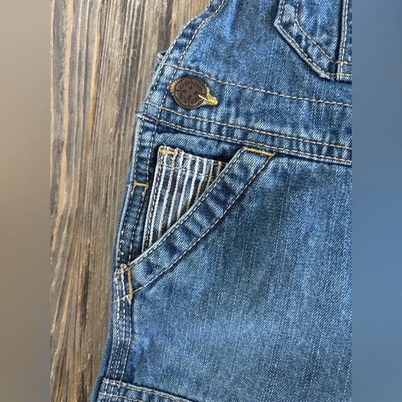 OshKosh B'gosh Vestbak Jean Overalls 18 Mos Double Knee Blue Denim Stripe Detail - Picture 8 of 12